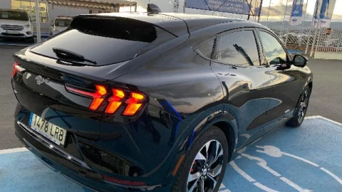 Ford Mustang Mach-E AWD 258kW Batería 98.8Kwh