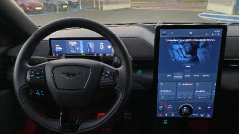 Ford Mustang Mach-E AWD 258kW Batería 98.8Kwh