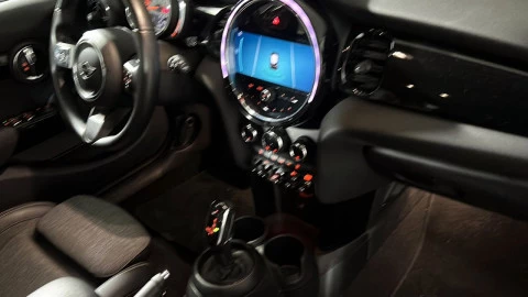 MINI COOPER 5 PUERTAS