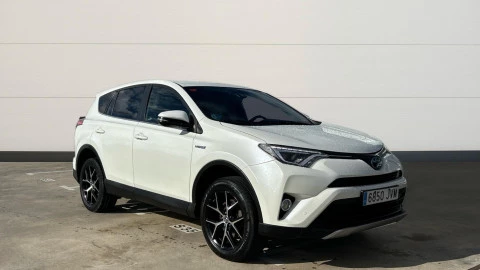 Toyota Rav4 2.5l hybrid 2WD Feel!