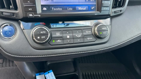 Toyota Rav4 2.5l hybrid 2WD Feel!