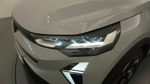 Renault Captur techno Eco-G 100cv (74 kW)