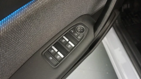 Renault Captur techno Eco-G 100cv (74 kW)