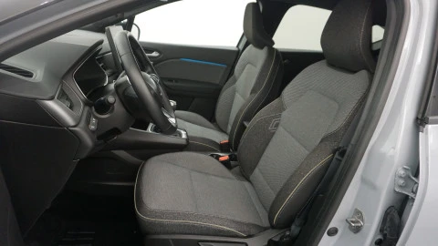 Renault Captur techno Eco-G 100cv (74 kW)