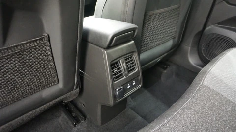 Renault Captur techno Eco-G 100cv (74 kW)