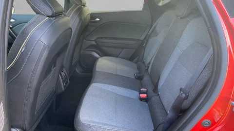 Renault Captur techno Eco-G 100cv (74 kW)