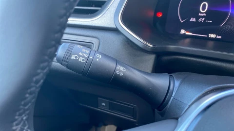 Renault Captur techno Eco-G 100cv (74 kW)