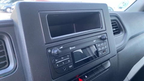 Renault Master Combi 6 L2H2 3300 dCi 99 kW (135 CV)