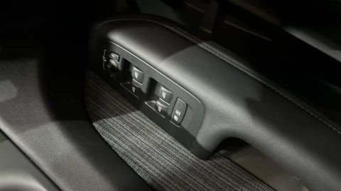 Volvo XC60 2.0 B5 G AWD Core Auto