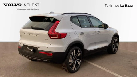 Volvo XC40 2.0 B3 G Plus Dark Auto
