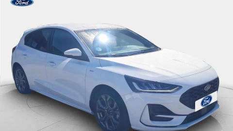 Ford Focus 1.0 Ecoboost MHEV 114kW ST-Line Auto