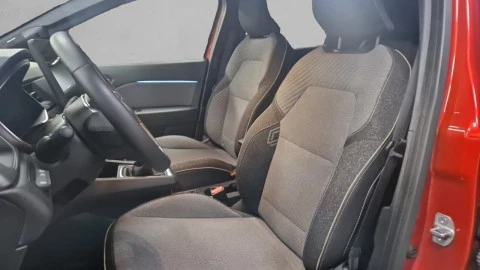 Renault Captur techno Eco-G 100cv (74 kW)