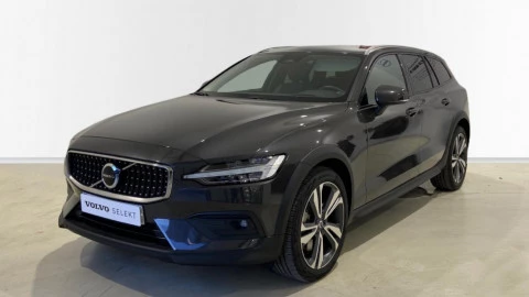 Volvo V60 Cross Country 2.0 B5 G AWD Cross C Ultimate Bright AT