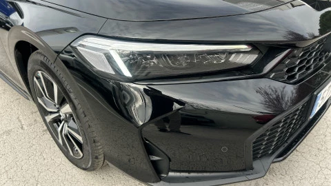 Honda Civic 2.0 i-MMD Elegance CVT