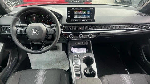 Honda Civic 2.0 i-MMD Elegance CVT