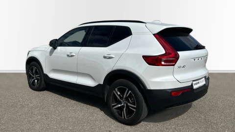 Volvo XC40 2.0 B3 G Plus Dark Auto