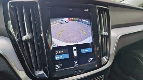 Volvo V60 2.0 B4 (D) Momentum Pro Auto