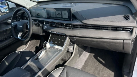 EBRO S400 1.5 DHE HEV Excellence CVT