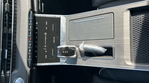 EBRO S400 1.5 DHE HEV Excellence CVT