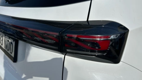 EBRO S400 1.5 DHE HEV Excellence CVT