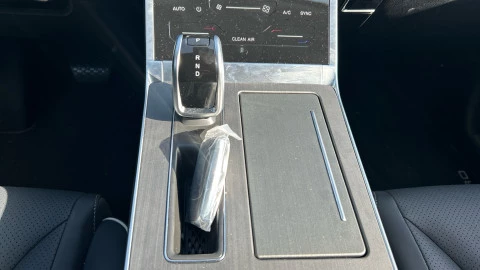 EBRO S400 1.5 DHE HEV Excellence CVT