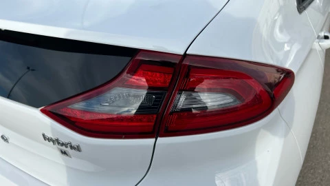 Hyundai IONIQ 1.6 GDI HEV Tecno DT