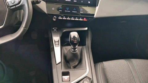 Peugeot 308 5P Allure Puretech 130 S&S MAN