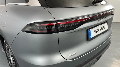 EBRO S900 PHEV 1.5 TGDI 3DHT 4X4 Luxury