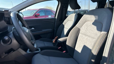 Dacia Jogger Extreme HYBRID 105kW (140CV) 7 plazas