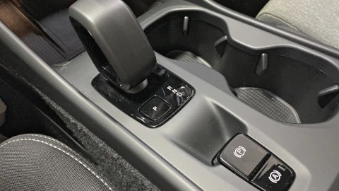 Volvo XC40 2.0 B3 G Core Auto