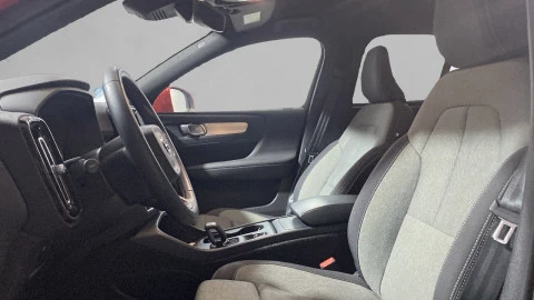 Volvo XC40 2.0 B3 G Core Auto