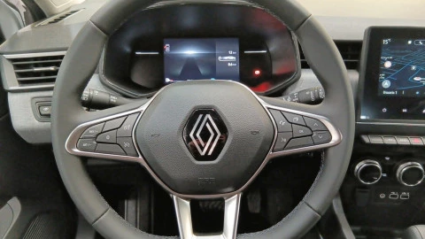 Renault Clio Evolution full hybrid E-Tech 145 (103Kw)