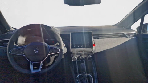 Renault Clio Techno full hybrid E-Tech 145 (103Kw)