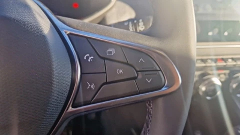 Renault Clio Techno full hybrid E-Tech 145 (103Kw)