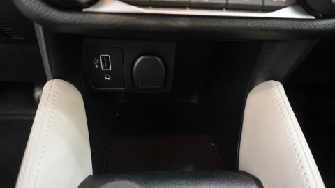 Nissan Micra IG-T 68 kW (92 CV) E6D-F N-Design Black