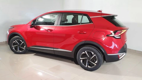 Kia Sportage 1.6 T-GDi MHEV 118kW (160CV) Drive 17