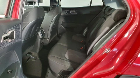 Kia Sportage 1.6 T-GDi MHEV 118kW (160CV) Drive 17