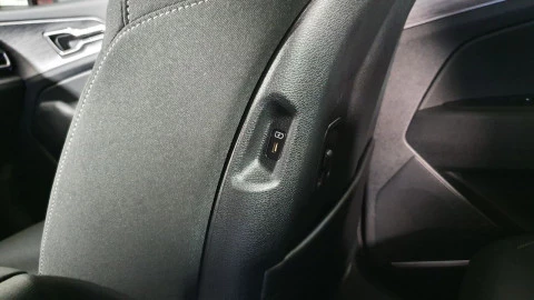 Kia Sportage 1.6 T-GDi MHEV 118kW (160CV) Drive 17