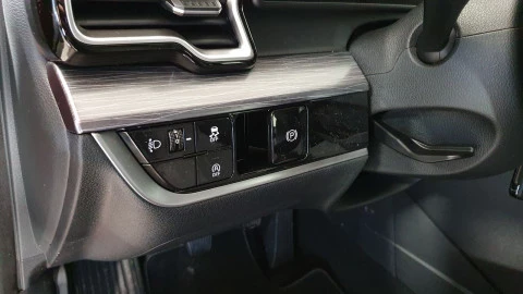 Kia Sportage 1.6 T-GDi MHEV 118kW (160CV) Drive 17