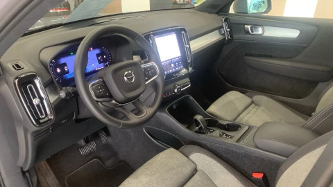 Volvo XC40 2.0 B3 G Core Auto