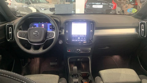 Volvo XC40 2.0 B3 G Core Auto