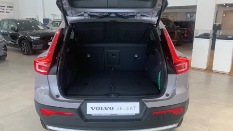 Volvo XC40 2.0 B3 G Core Auto
