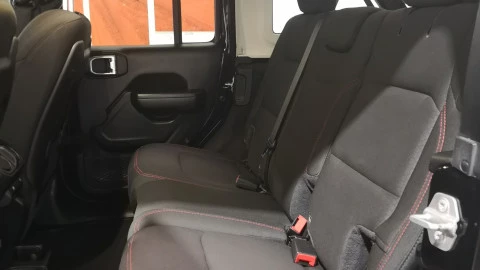 Jeep Wrangler Unlimited 2.2 CRD Rubicon 8ATX E6D