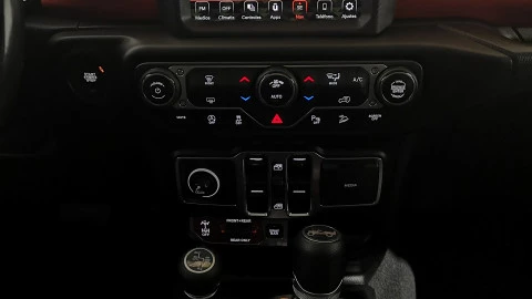 Jeep Wrangler Unlimited 2.2 CRD Rubicon 8ATX E6D