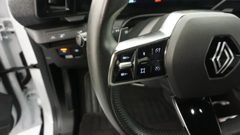 Renault Megane E-Tech Techno 160kW (220CV) autonomía confort