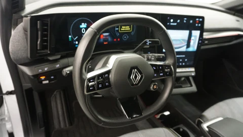 Renault Megane E-Tech Techno 160kW (220CV) autonomía confort
