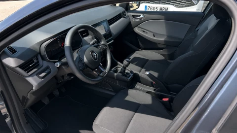 Renault Clio Business TCe 67 kW (90CV)
