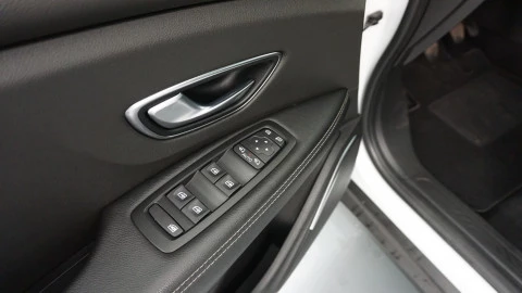 Renault Grand Scénic Zen TCe 103 kW (140CV) GPF MY2021