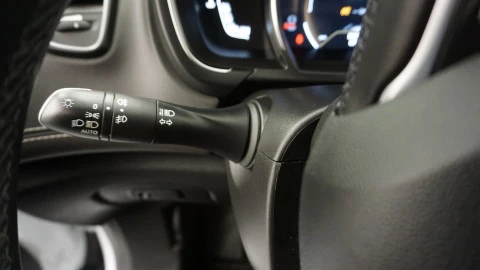 Renault Grand Scénic Zen TCe 103 kW (140CV) GPF MY2021