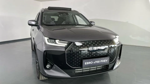 EBRO S700 1.5 TGDI PHEV Luxury E-CVT
